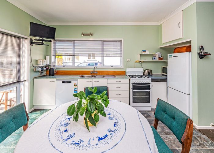  at 36 Stewart Street, Aramoho, Whanganui, Manawatu / Whanganui