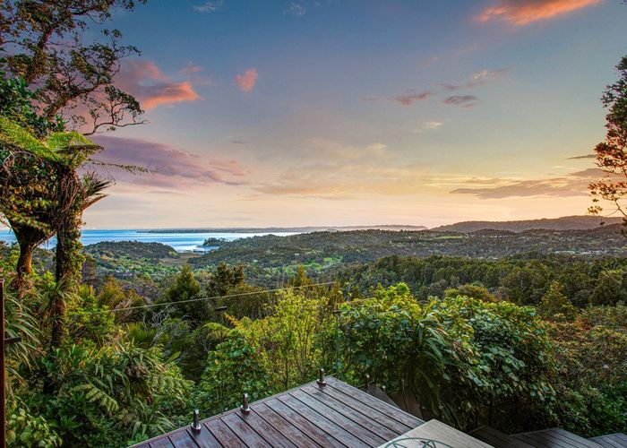  at 76 Kohu Road, Titirangi, Waitakere City, Auckland