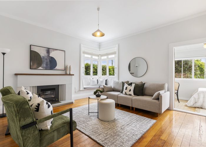  at 14 Wright Road, Point Chevalier, Auckland