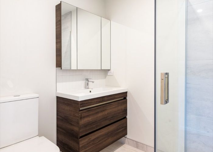  at 22 Lancaster Road, Beach Haven, North Shore City, Auckland