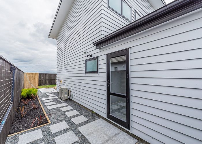  at 2 McArthur Close, Millwater, Rodney, Auckland