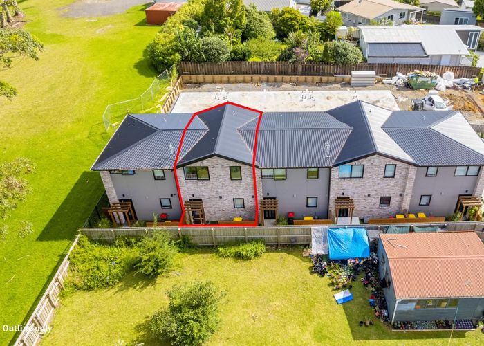  at 6/83 Vodanovich Road, Te Atatu South, Auckland