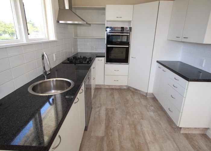  at 3 Bristol Crescent, Roslyn, Palmerston North, Manawatu / Whanganui