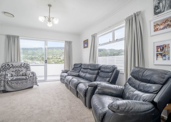  at 26 Duncan Street, Tawa, Wellington