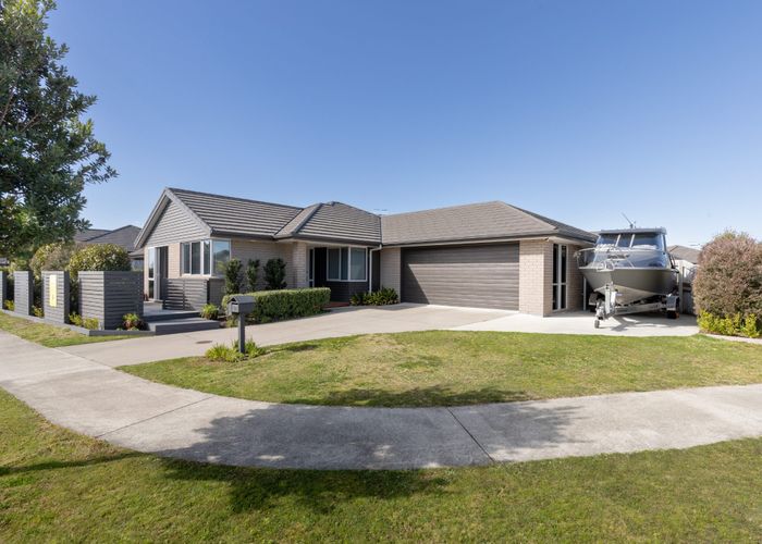  at 28 Leet Crescent, Papamoa Beach, Papamoa