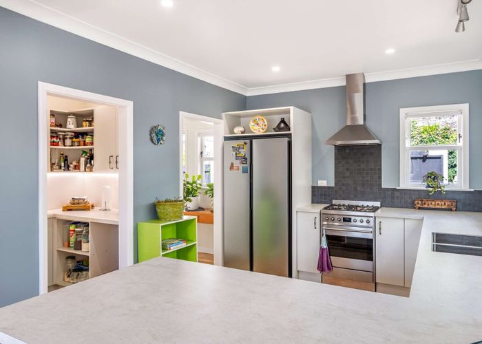  at 1 Durie Vale Road, Durie Hill, Whanganui