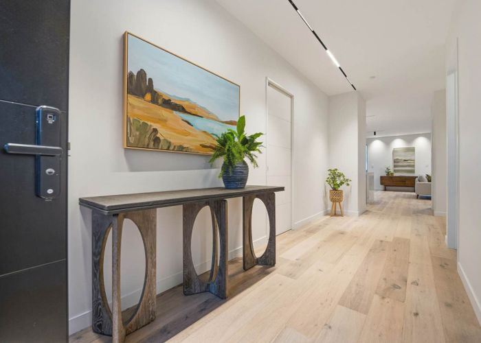  at 154 Te Oneroa Way, Long Bay, North Shore City, Auckland