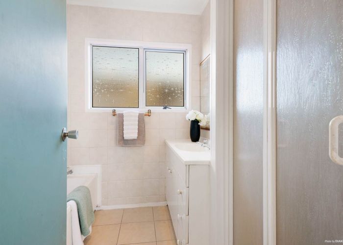  at 779 East Coast Road, Northcross, North Shore City, Auckland