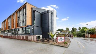  at 7D/30 Westward Hollow, GLEN EDEN, AUCKLAND