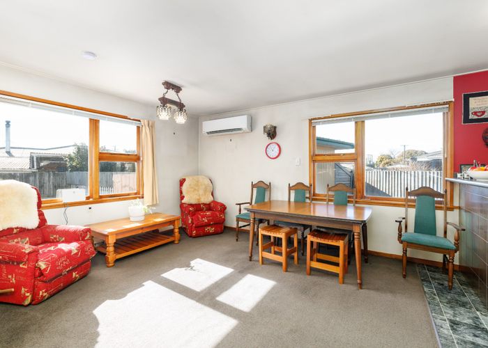  at 37 Radbrook Street, Avonhead, Christchurch City, Canterbury