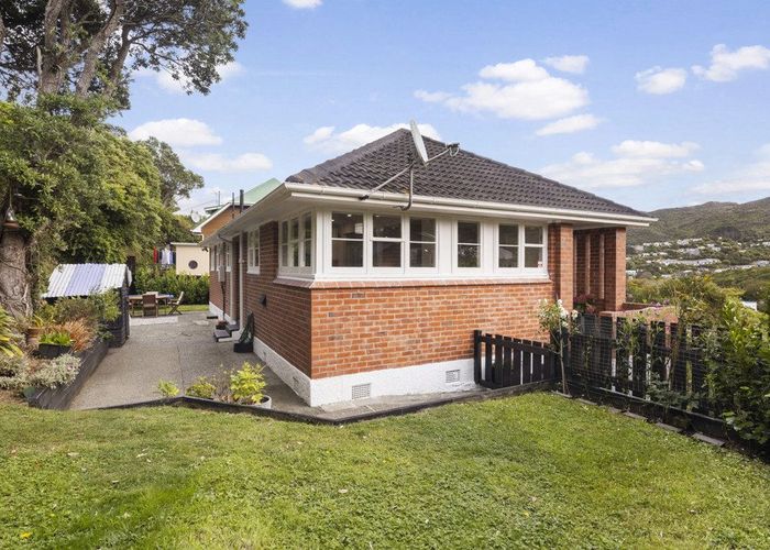 at 95 Sunshine Avenue, Karori, Wellington, Wellington