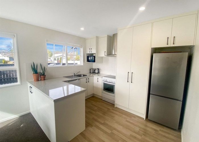  at 2/63 Wychbury Street, Spreydon, Christchurch City, Canterbury
