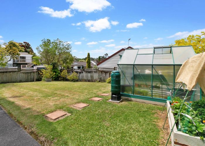  at 5 Ebony Place, Massey, Auckland