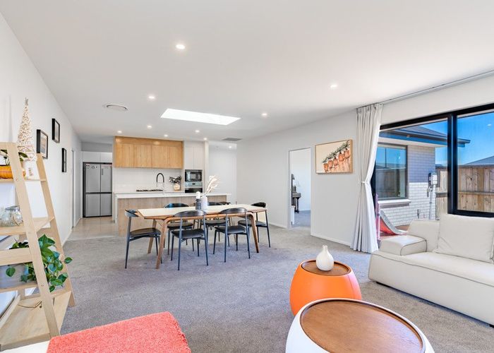  at 6 Arrowsmith Drive, Halswell, Christchurch City, Canterbury