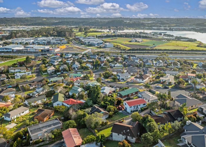  at 15 & 19 Grenadine Place, Unsworth Heights, North Shore City, Auckland