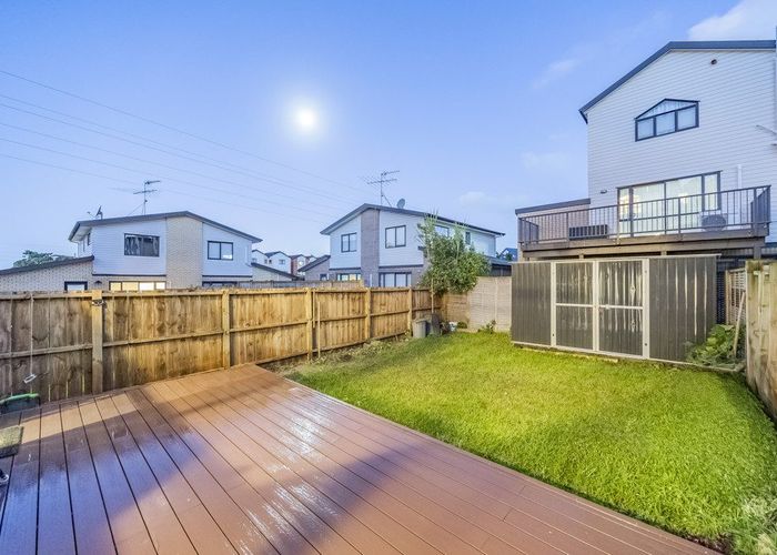  at 28/172 Mcleod Road, Te Atatu South, Waitakere City, Auckland