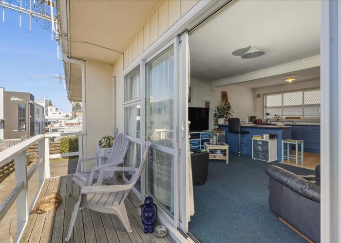  at 2/18 May Street, Mount Maunganui, Tauranga, Bay Of Plenty