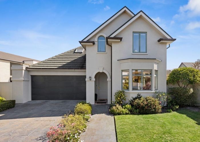  at 10 Matisse Place, Burnside, Christchurch