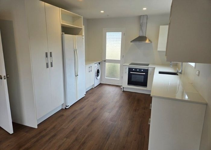  at 1/8 Peer St, Upper Riccarton, Christchurch City, Canterbury