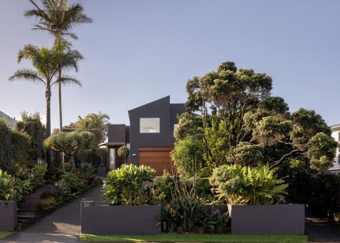  at 241 Oceanbeach Road, Mount Maunganui, Tauranga, Bay Of Plenty