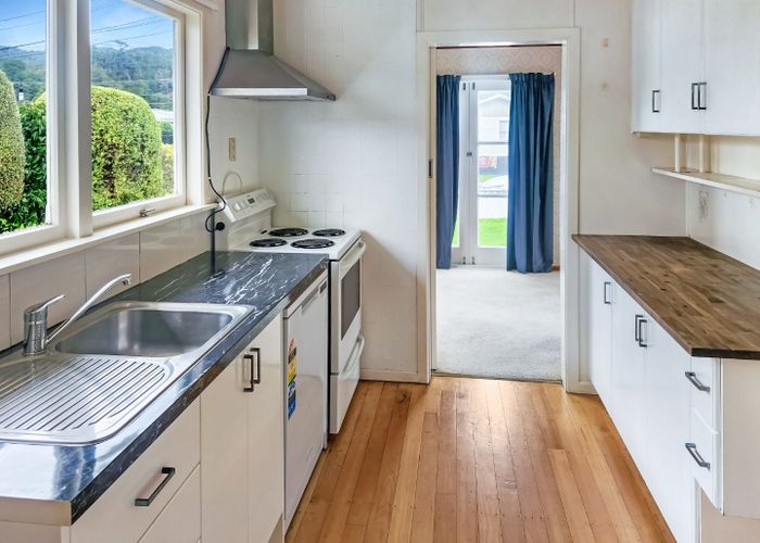  at 30 Karamu Crescent, Wainuiomata, Lower Hutt, Wellington