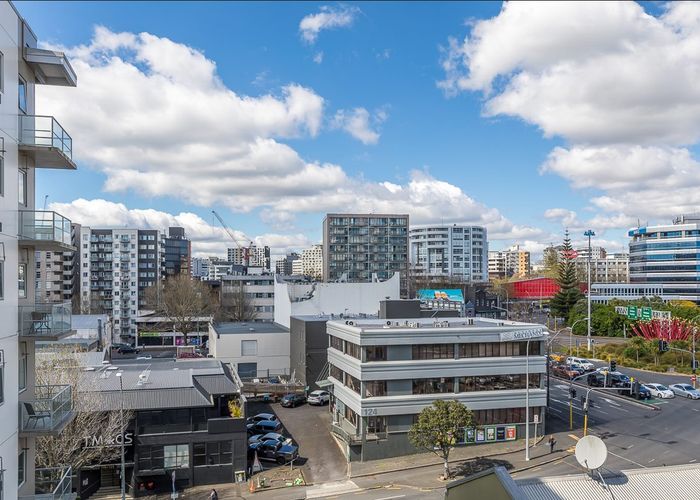  at 611/11 Union Street, Auckland Central, Auckland