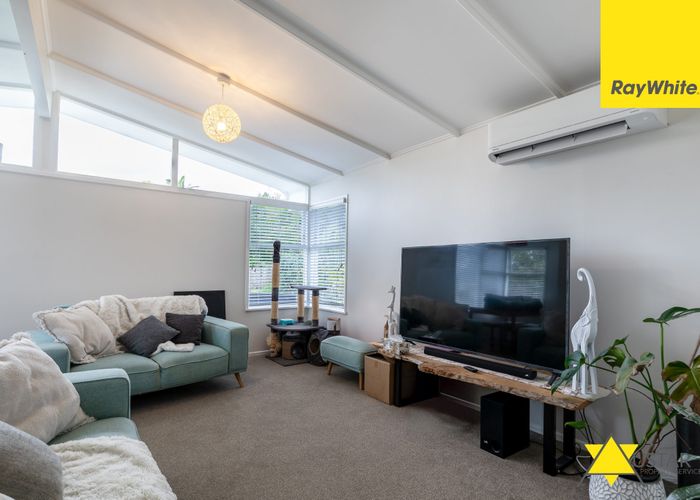  at 190 Golf Road, Titirangi, Waitakere City, Auckland