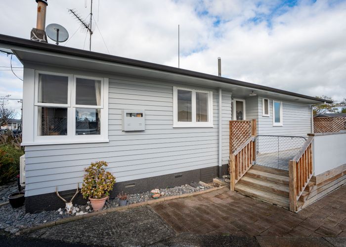  at 42 Irvine Street, Frankton, Hamilton, Waikato