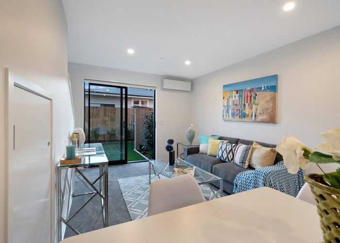  at 5/10 Yeovil Road, Te Atatu Peninsula, Waitakere City, Auckland