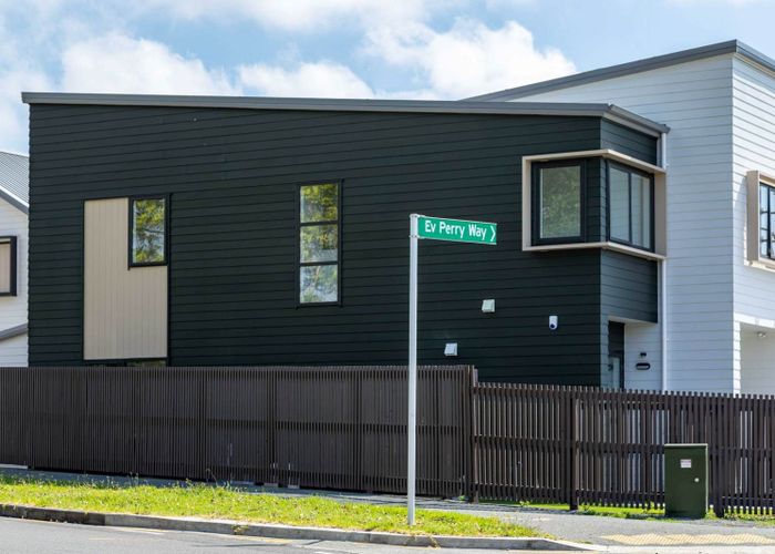  at 2 Ev Perry Way, Glen Innes, Auckland City, Auckland