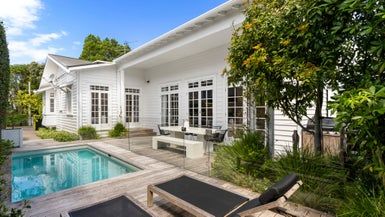  at 44 Princes Street, Northcote Point, Auckland