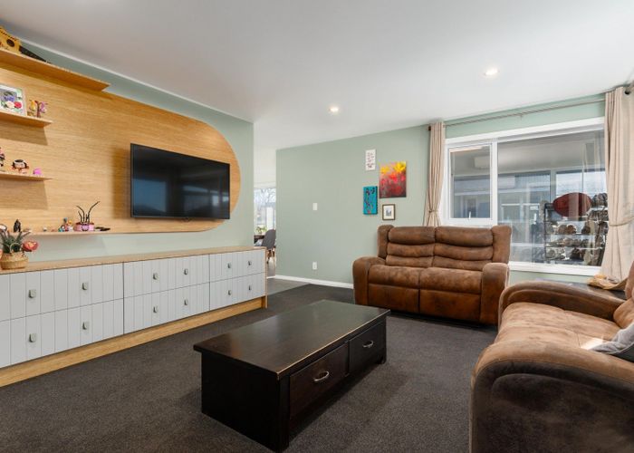  at 42 Neill Street, Hornby, Christchurch City, Canterbury