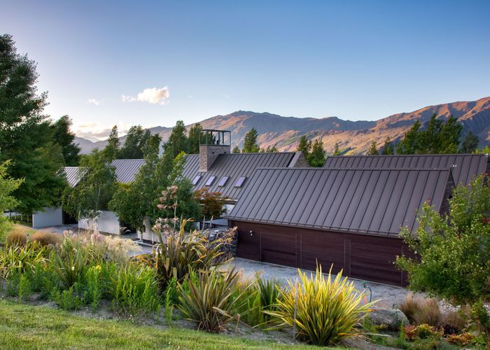  at 8 Bendemeer Lane, Lake Hayes, Queenstown