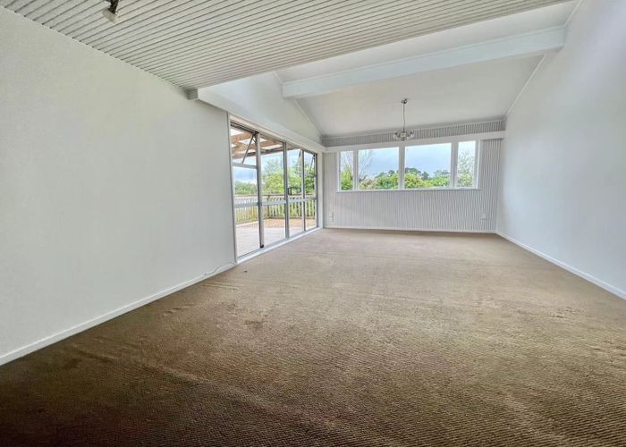  at 134 White Swan Road, Mount Roskill, Auckland
