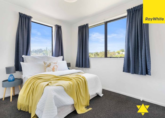  at 206 Solar Road, Glen Eden, Waitakere City, Auckland