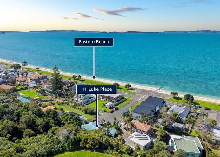  at 11 Luke Place, Eastern Beach, Manukau City, Auckland