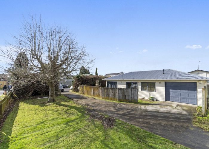  at 34 Marr Road, Manurewa, Auckland