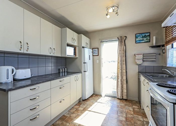  at 33 Scott Drive, Flaxmere, Hastings