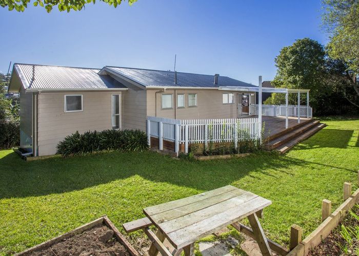  at 67a Langana Avenue, Browns Bay, North Shore City, Auckland