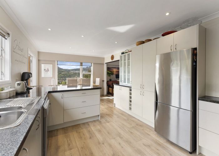  at 68 Holborn Drive, Stokes Valley, Lower Hutt