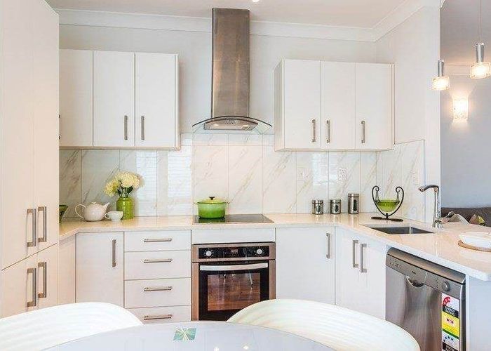  at 10 Wolseley Street, Morningside, Auckland