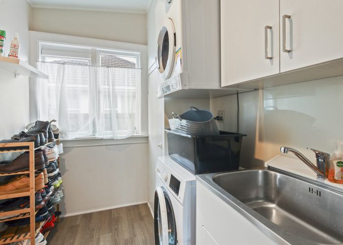  at 1/33 Tower Street, Hornby, Christchurch