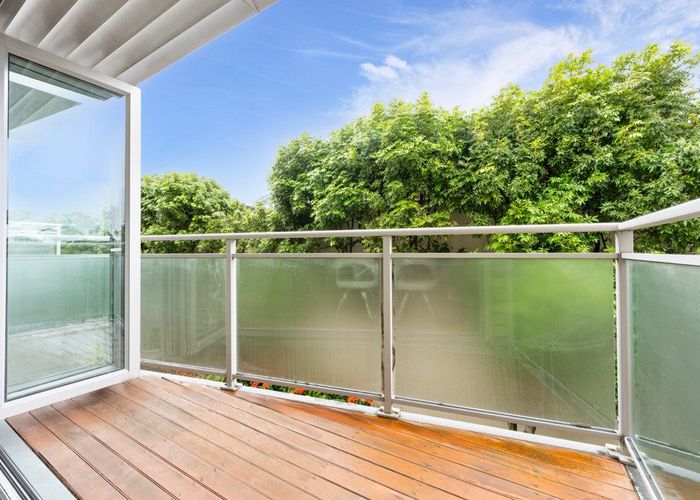 at 4/17 Auburn Street, Grafton, Auckland City, Auckland