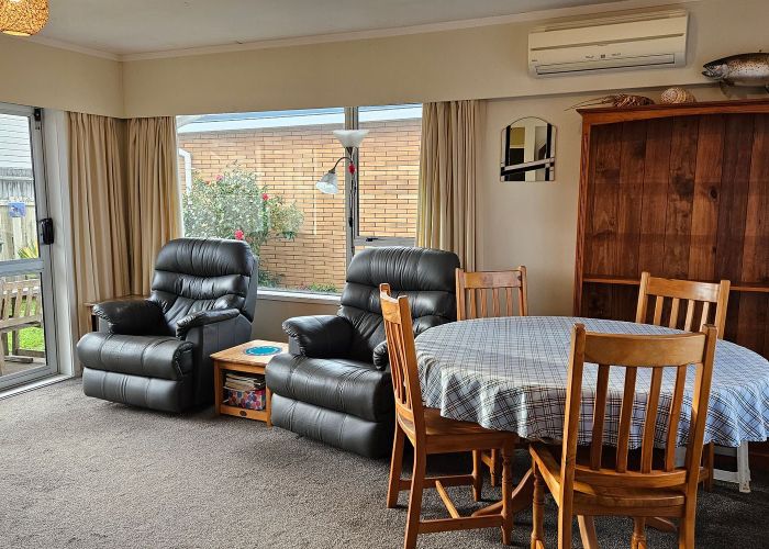  at 2/46 Tawhiri Road, One Tree Hill, Auckland City, Auckland