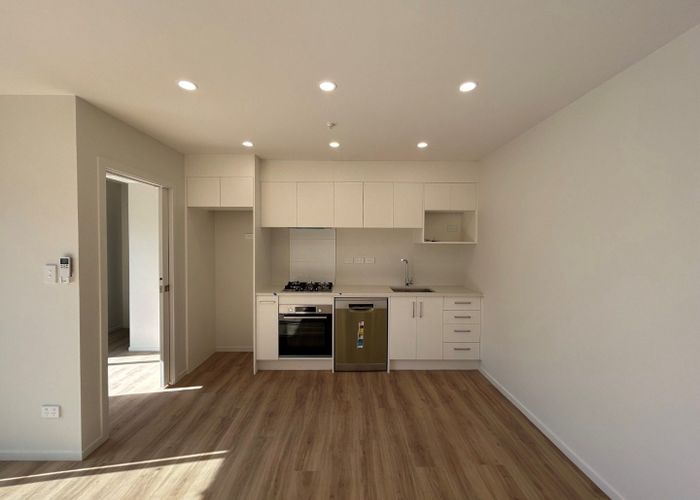  at 6D Grays Road, Plimmerton, Porirua