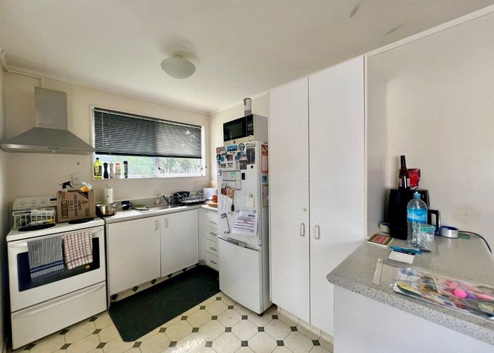  at 40 Hassan Drive, Massey, Waitakere City, Auckland