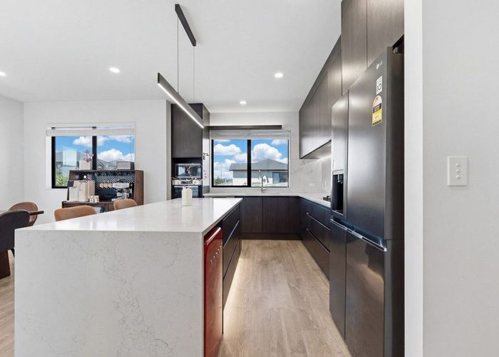  at 22 Kauri Gum Rise, Swanson, Waitakere City, Auckland