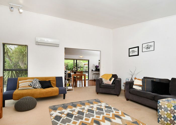  at 16 Opanuku Road, Henderson Valley, Auckland