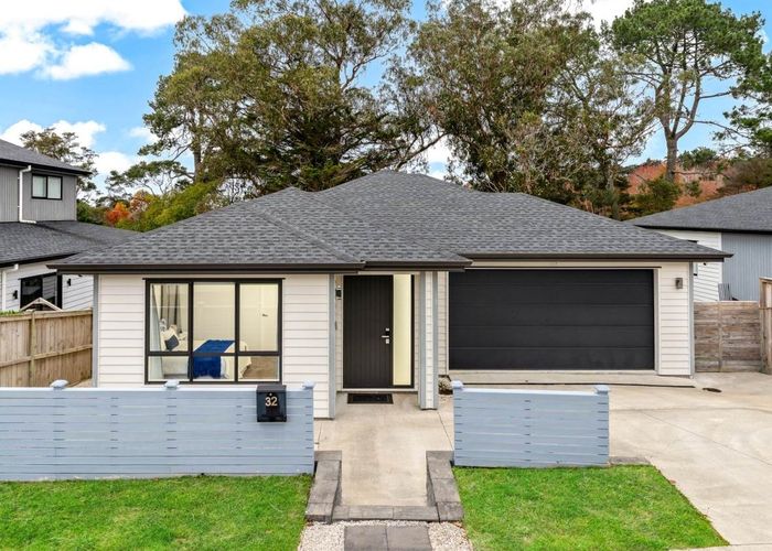  at 32 Patrick Rice Drive, Swanson, Auckland