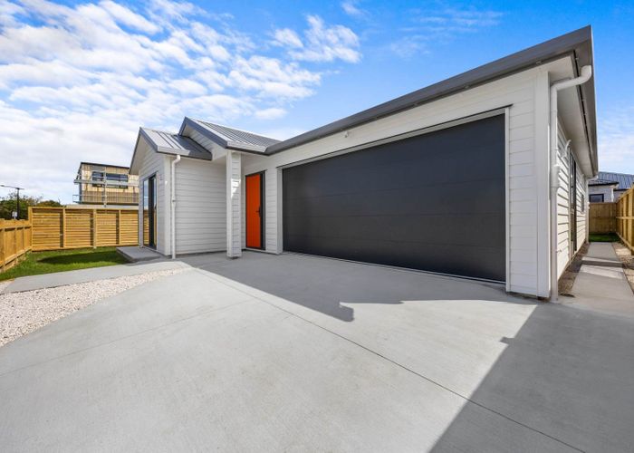  at 21 Tuwai Crescent, Opaheke, Papakura, Auckland